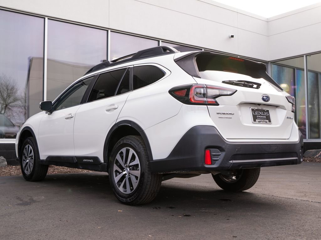 Used 2022 Subaru Outback Premium image 7
