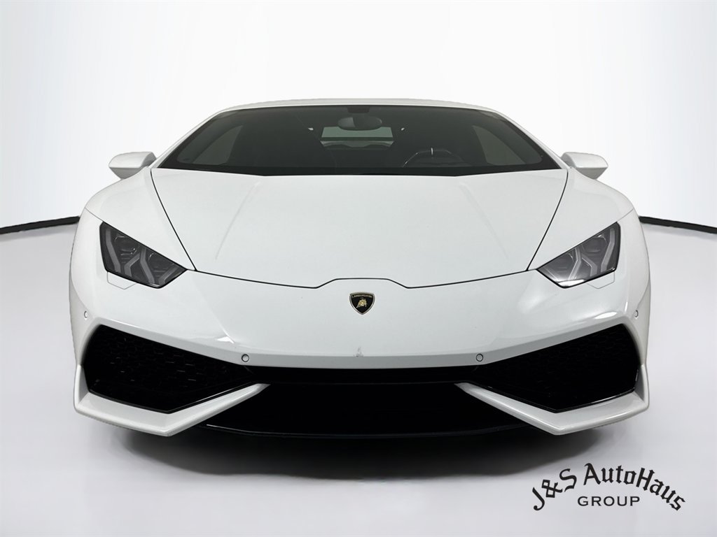 Used 2017 Lamborghini Huracan LP 610-4 AWD/4WD image 2
