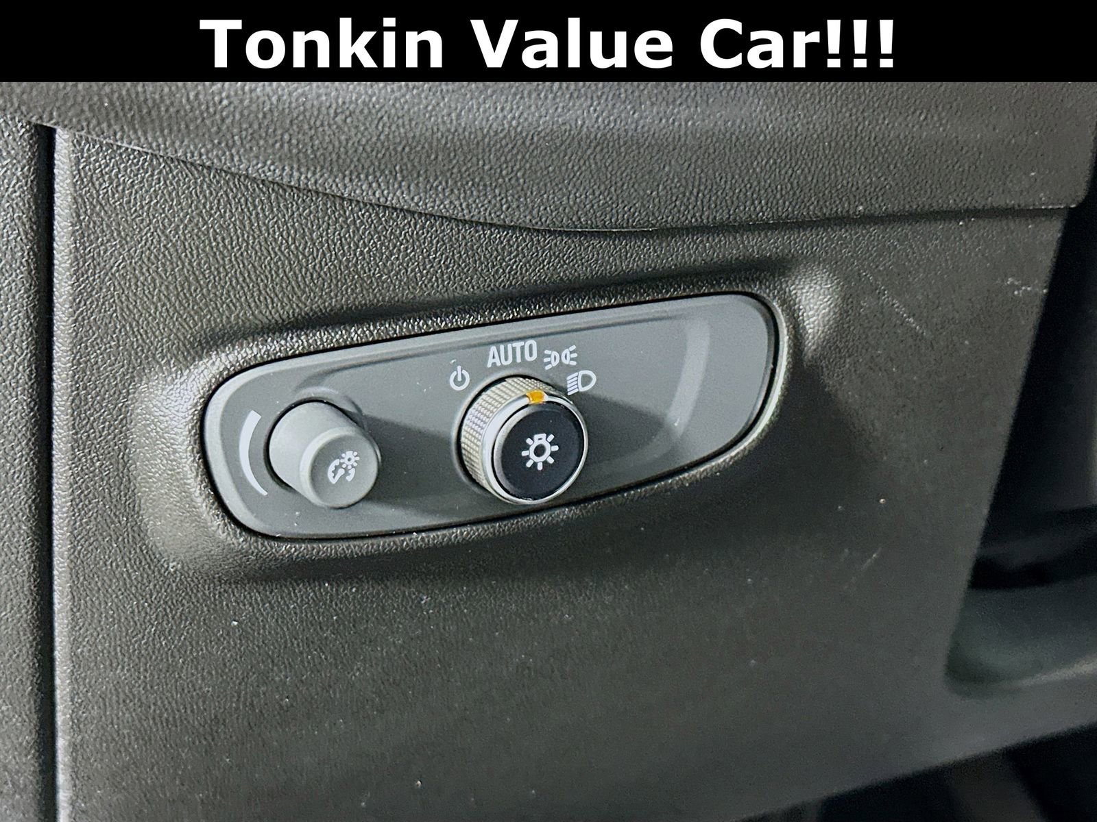 Used 2019 Chevrolet Equinox LT AWD/4WD image 11