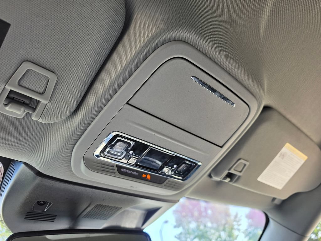 Used 2021 Lincoln Corsair FWD image 32