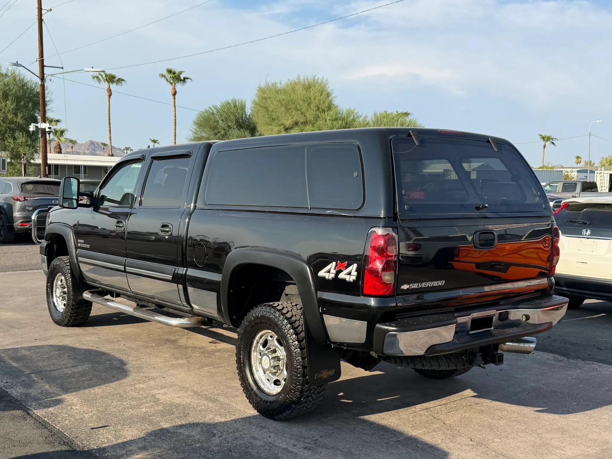 Used 2006 Chevrolet Silverado 2500 LT w/ Heavy-Duty Power Package AWD/4WD image 7