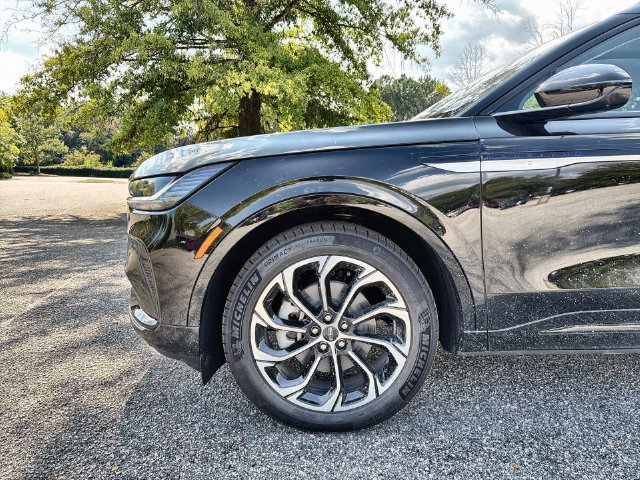 New 2026 Lincoln Nautilus Reserve AWD/4WD image 10