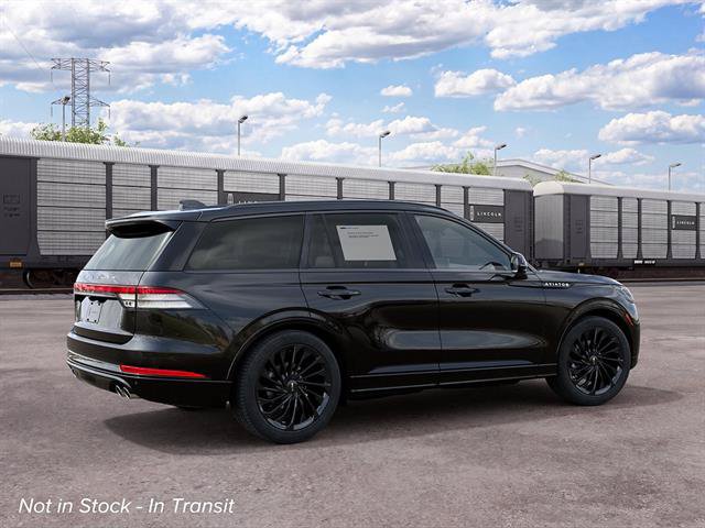 New 2027 Lincoln Aviator Reserve w/ Jet Appearance Package AWD/4WD image 6