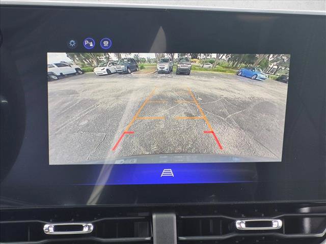 New 2027 Chevrolet Equinox LT FWD image 12