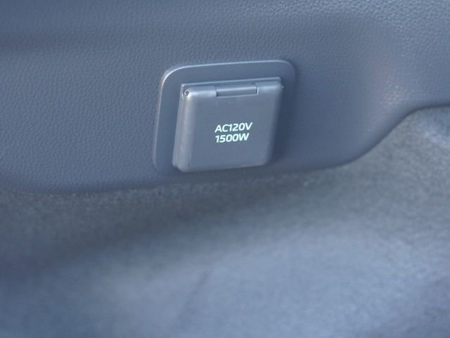 Used 2023 Toyota Prius Prime Premium image 44