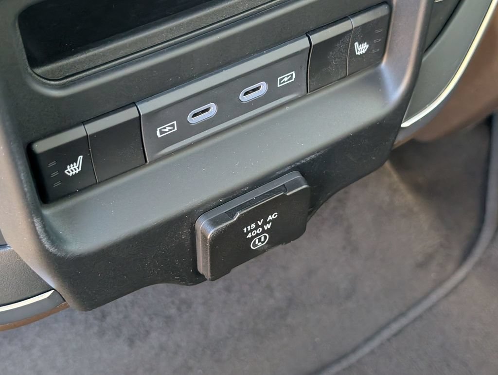 New 2026 RAM 1500 Laramie w/ Bed Utility Group AWD/4WD image 23