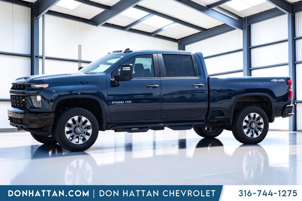 Used 2022 Chevrolet Silverado 2500 Custom w/ Custom Value Package AWD/4WD image 2