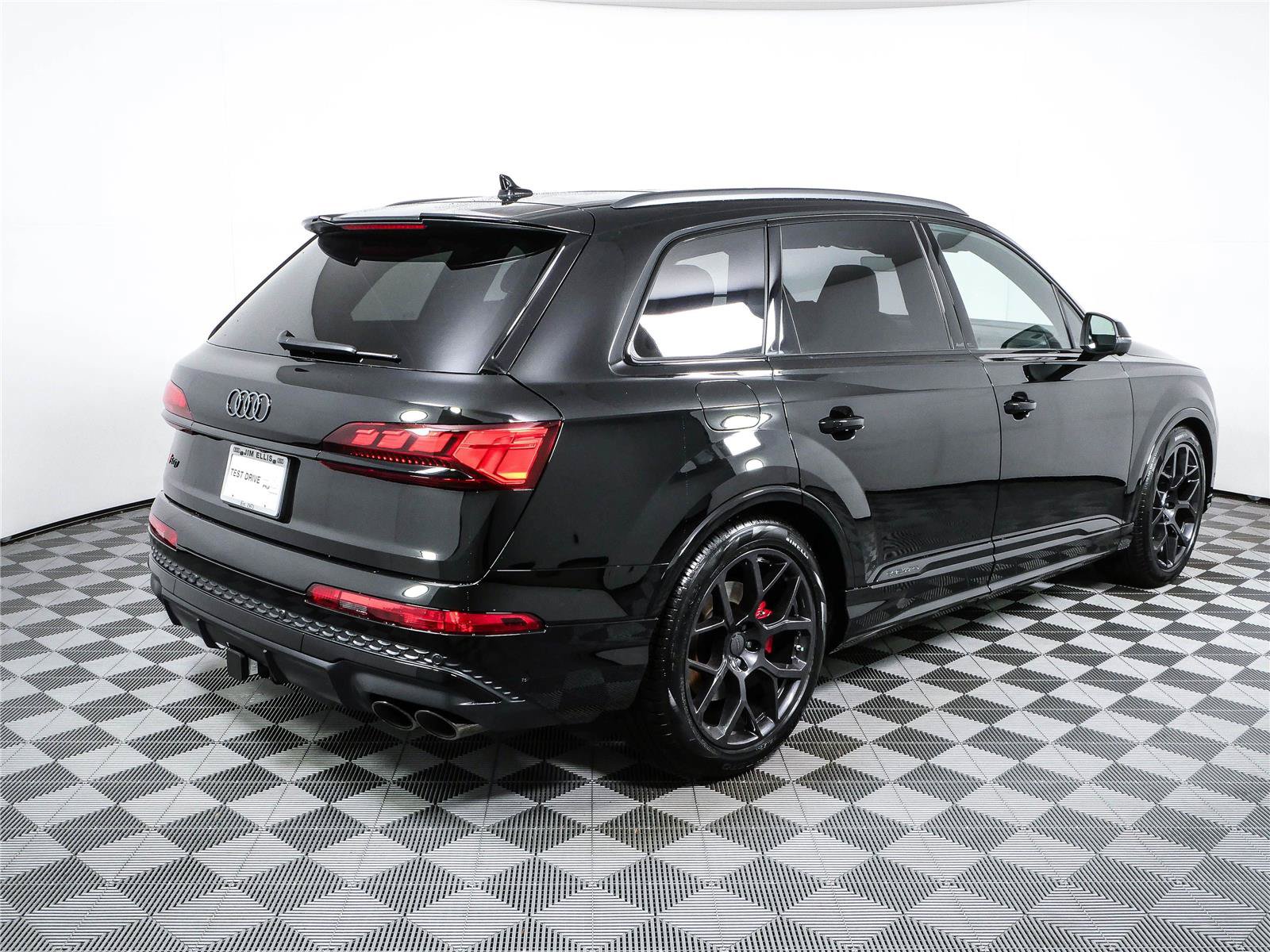 New 2026 Audi SQ7 Prestige AWD/4WD image 3