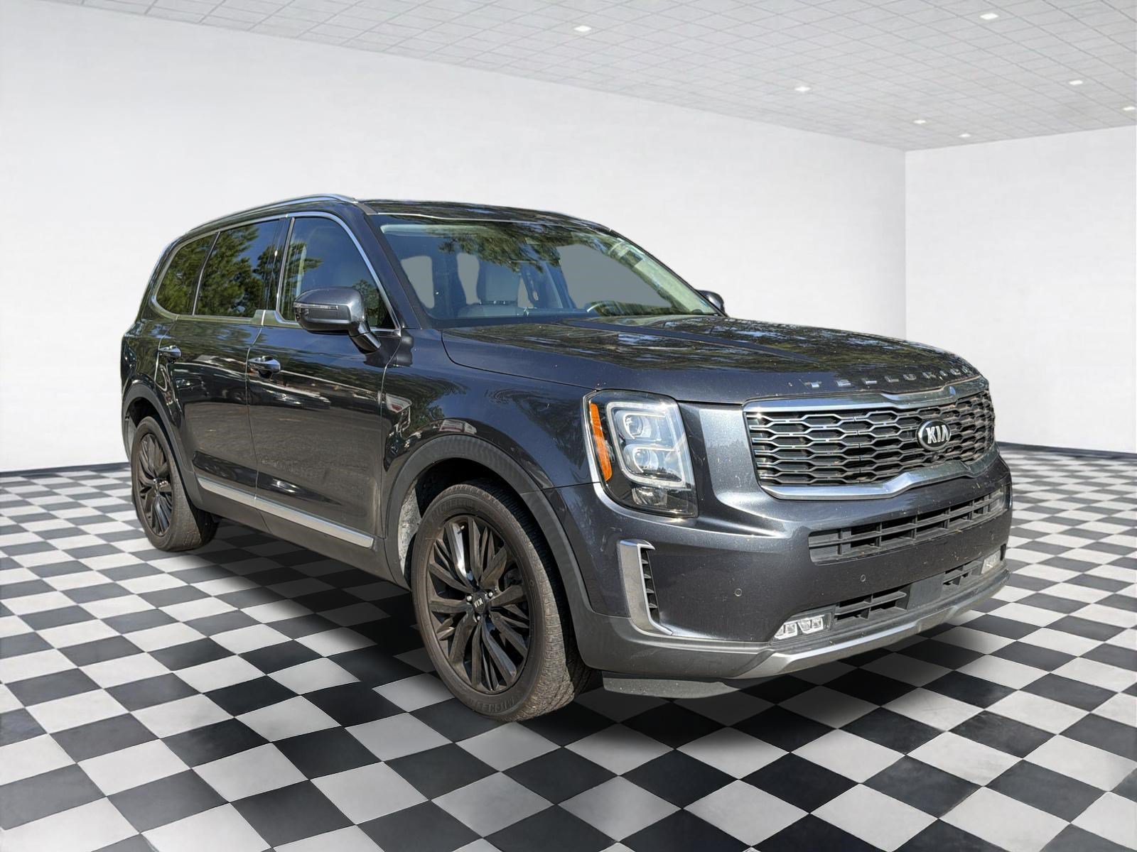 Used 2020 Kia Telluride SX w/ SX Prestige Package AWD/4WD image 3