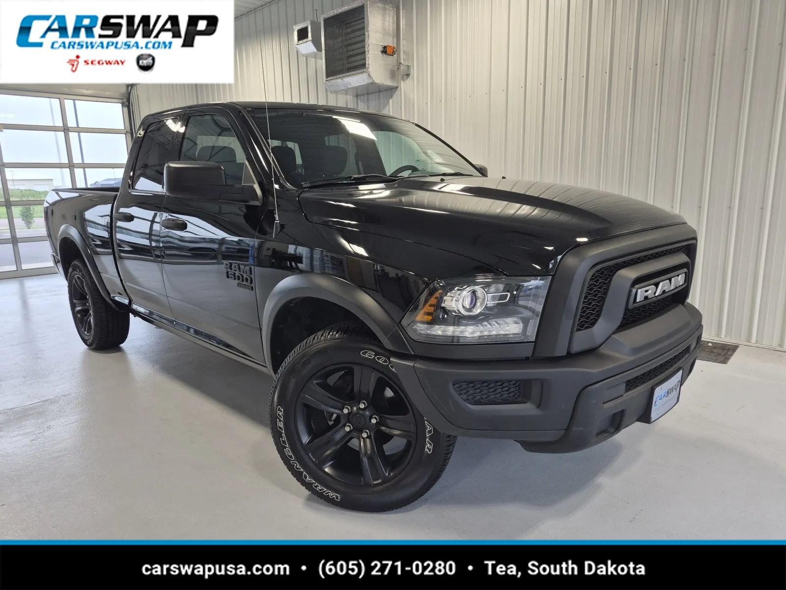Used 2022 RAM 1500 Warlock AWD/4WD image 1