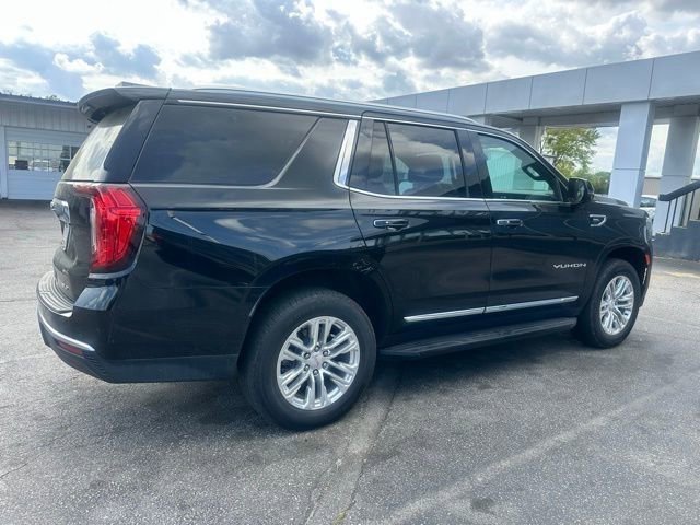 Used 2023 GMC Yukon SLT w/ SLT Luxury Package image 15