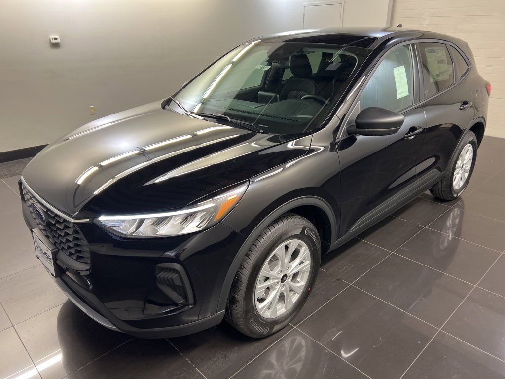 New 2026 Ford Escape Active w/ Cold Weather Package image 3