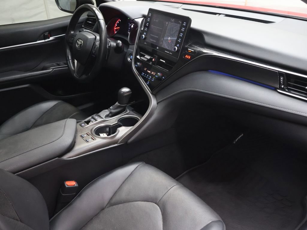Used 2022 Toyota Camry XSE w/ Navigation Package FWD image 11