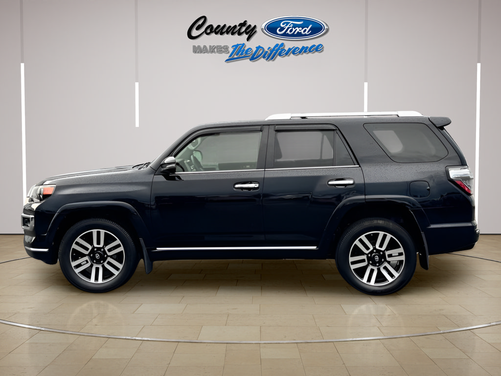 Used 2016 Toyota 4Runner Limited AWD/4WD image 3