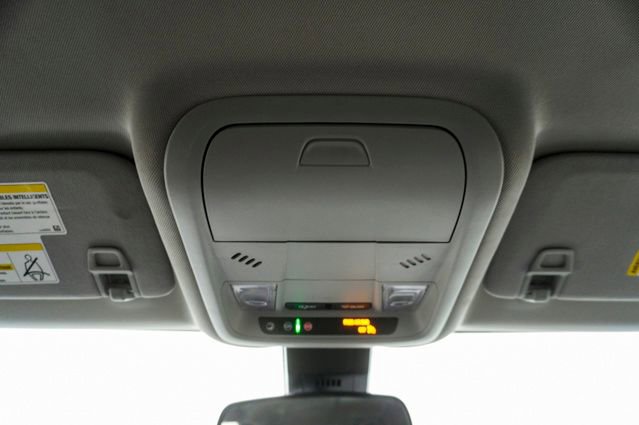 Used 2022 Chevrolet Equinox LT w/ Driver Convenience Package image 27