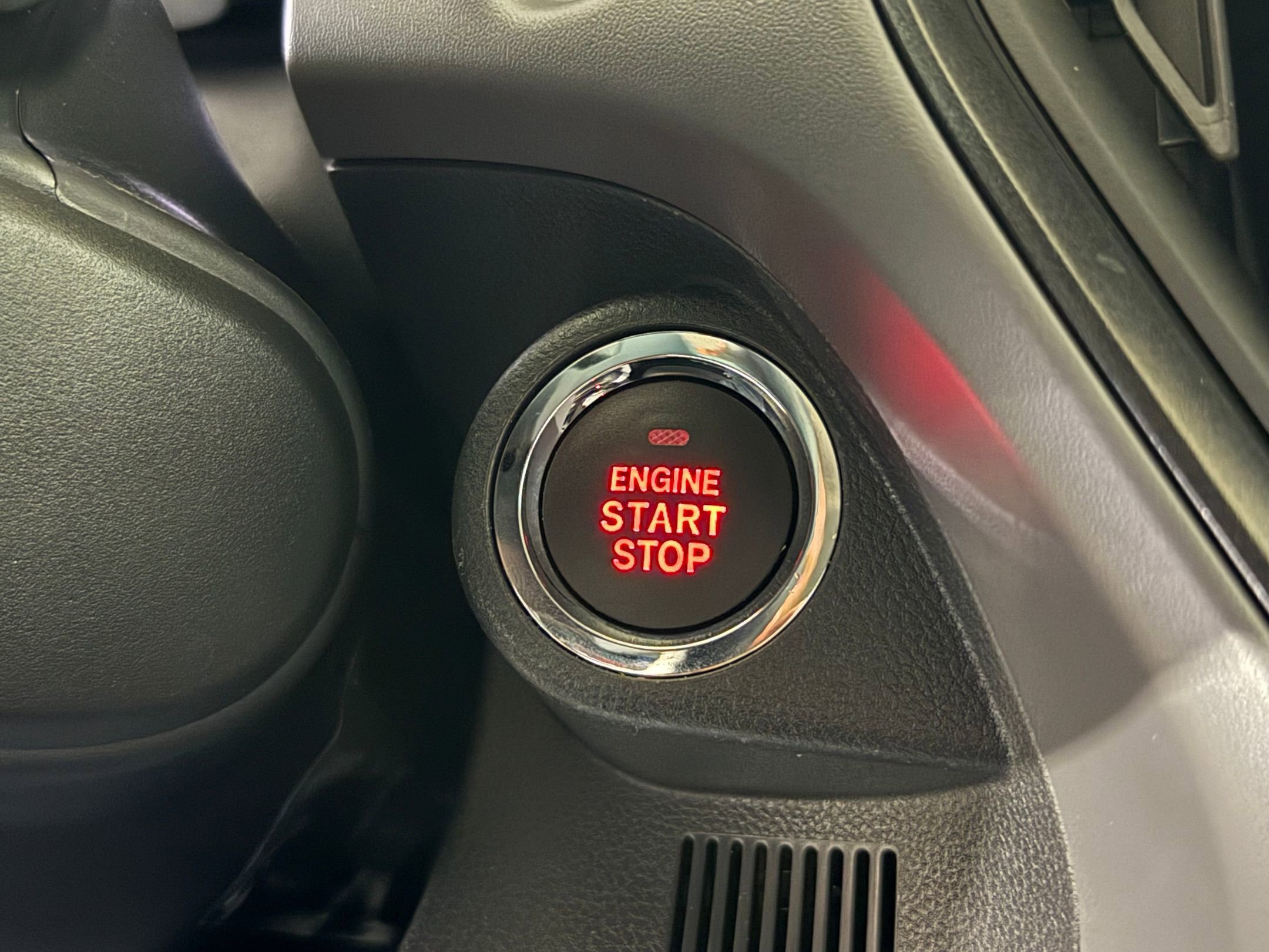 Used 2024 Subaru Crosstrek 2.5i Limited image 33