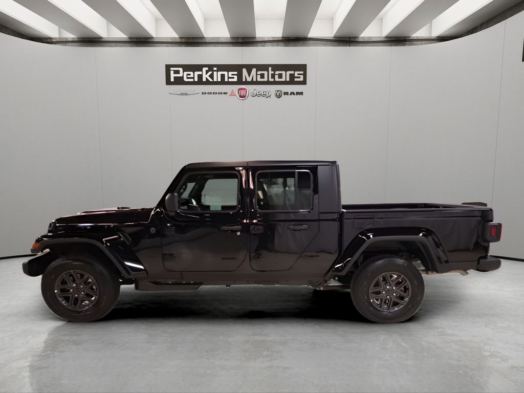 New 2026 Jeep Gladiator Sport image 2