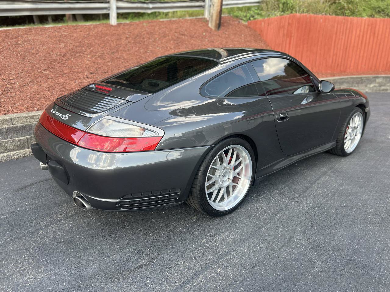 Used 2004 Porsche 911 Carrera 4S AWD/4WD image 5