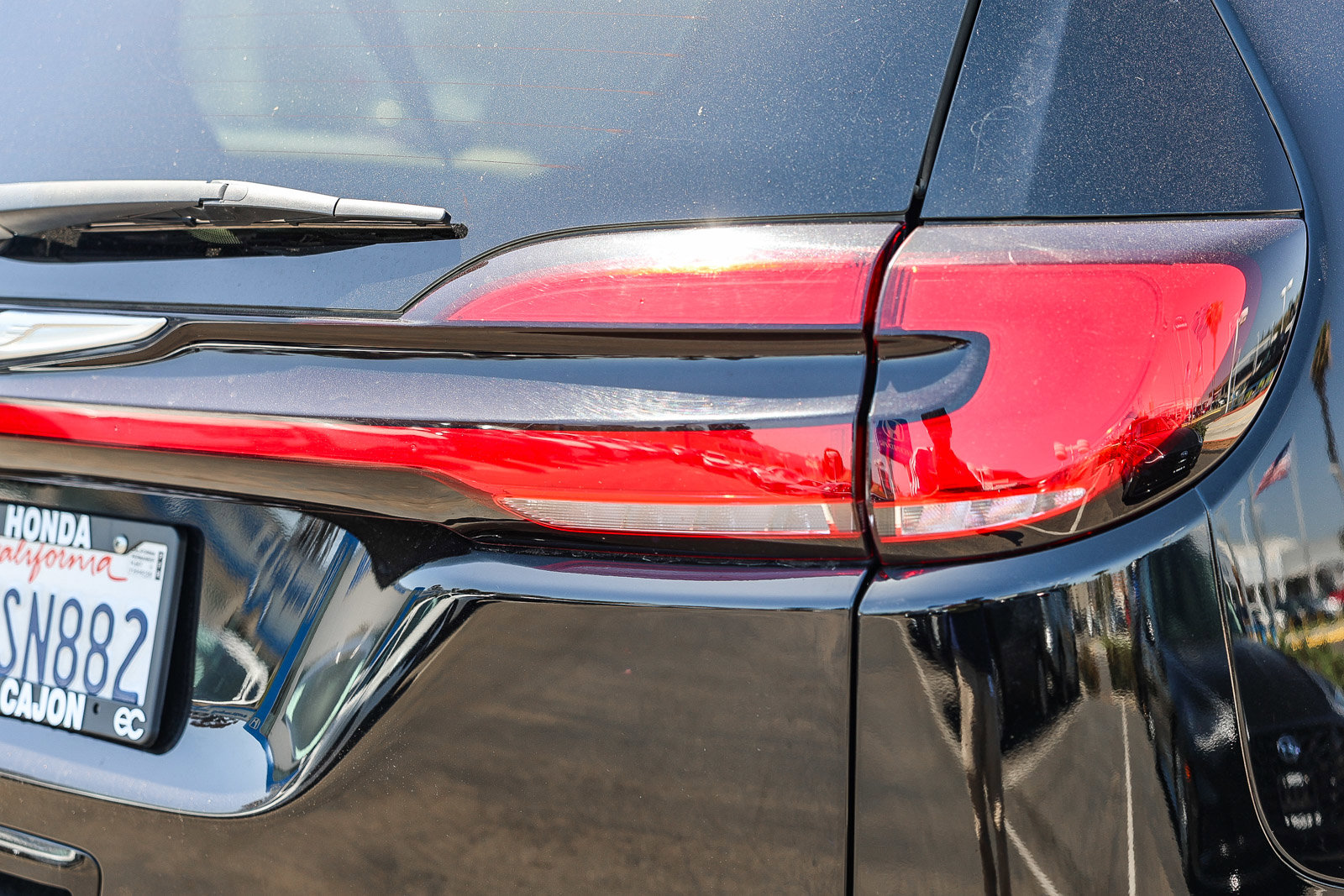 Used 2024 Chrysler Pacifica Select FWD image 25