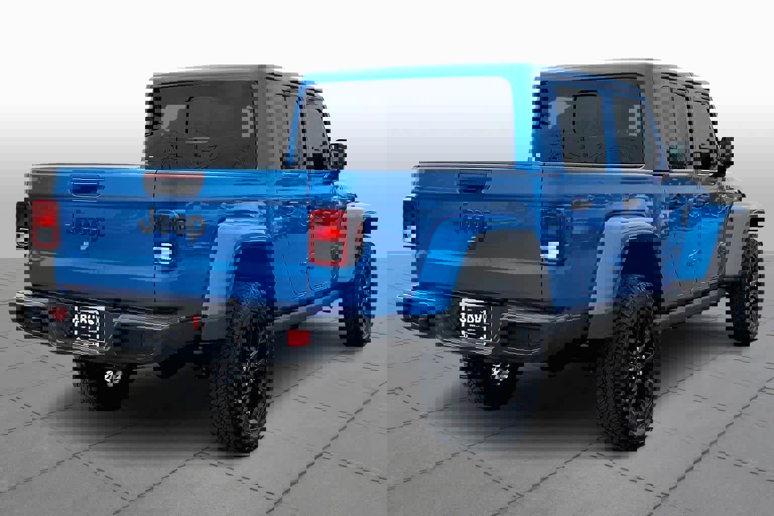 Used 2024 Jeep Gladiator Sport image 13