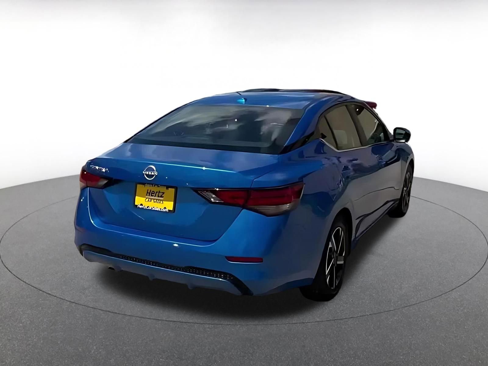 Used 2025 Nissan Sentra SV FWD image 14