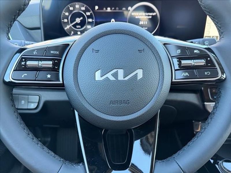 New 2026 Kia Seltos EX image 18