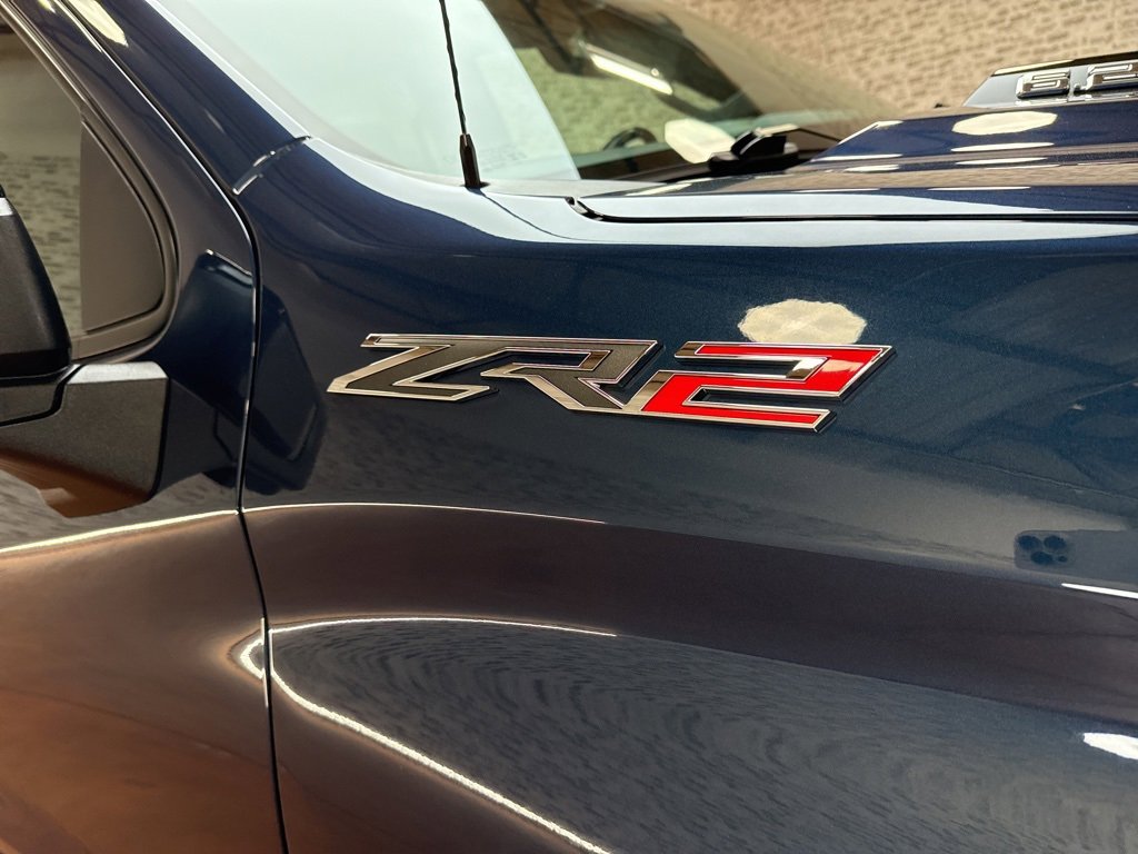 Used 2023 Chevrolet Silverado 1500 ZR2 w/ Technology Package image 12