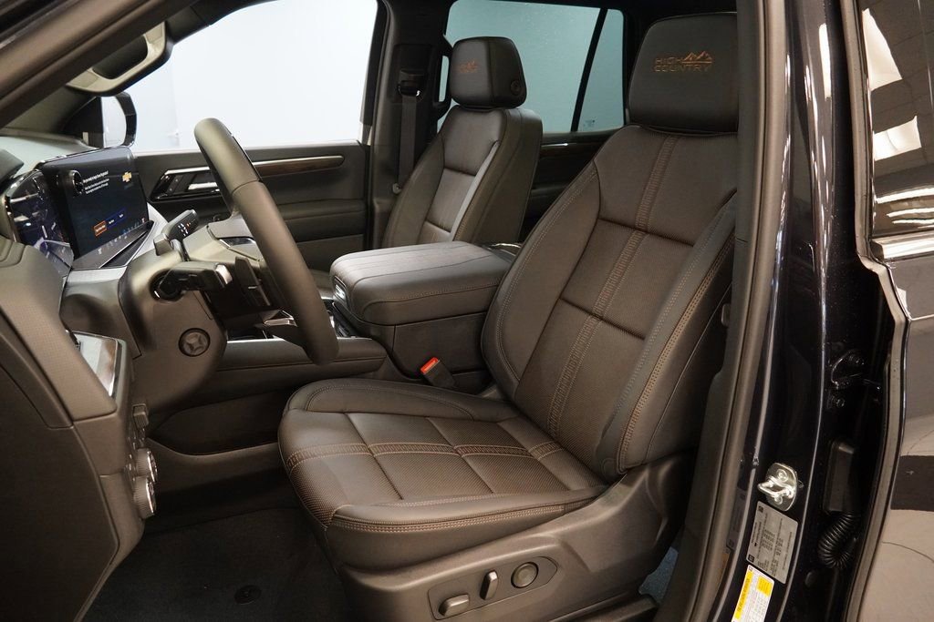 New 2026 Chevrolet Tahoe High Country image 3