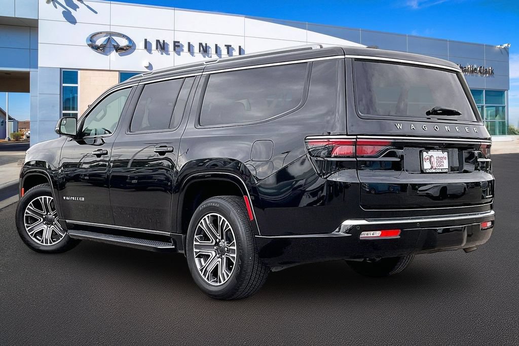Used 2024 Jeep Wagoneer L Series II w/ Flexible Seating Group AWD/4WD image 13