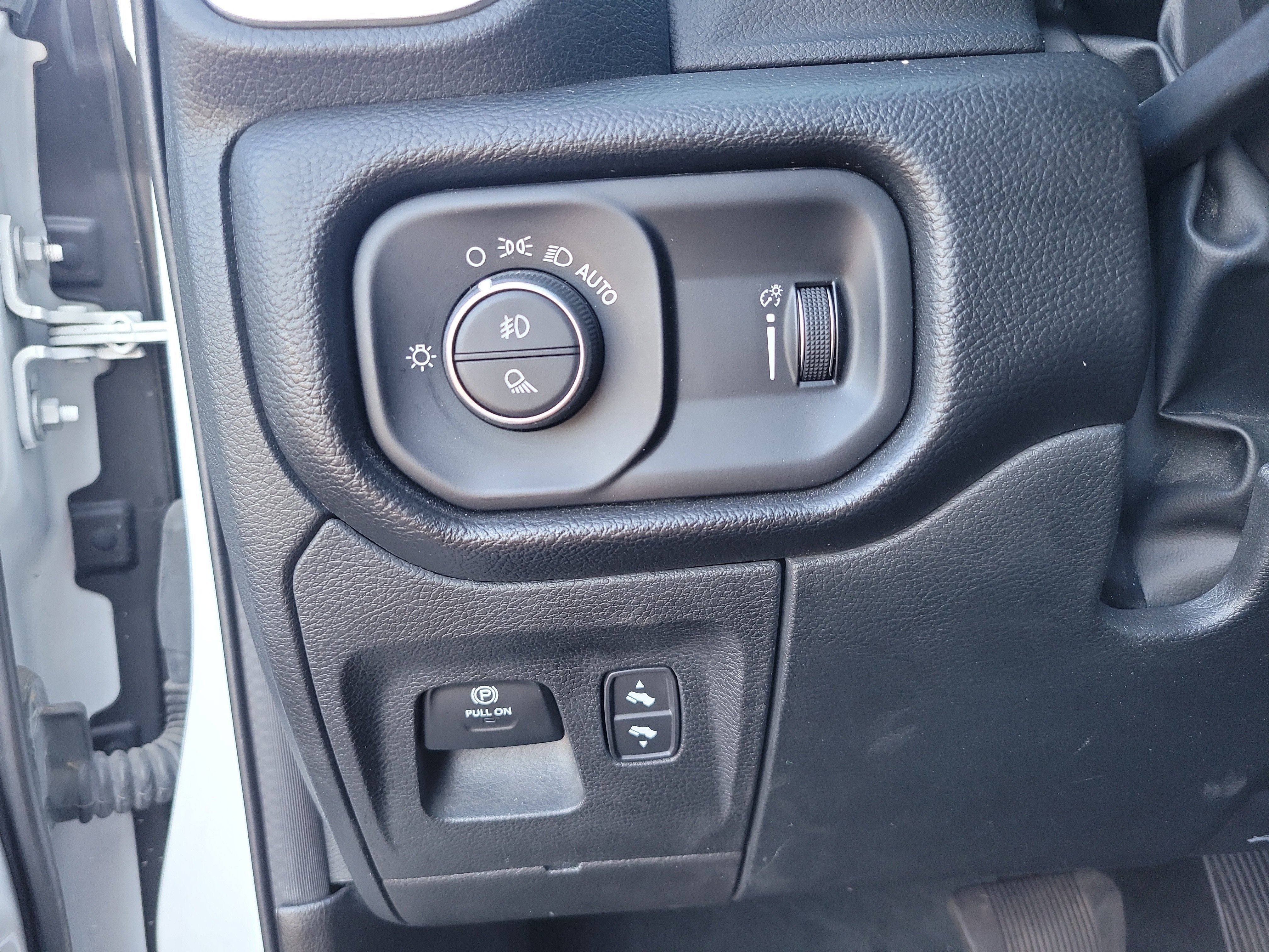 Used 2022 RAM 1500 Big Horn AWD/4WD image 31