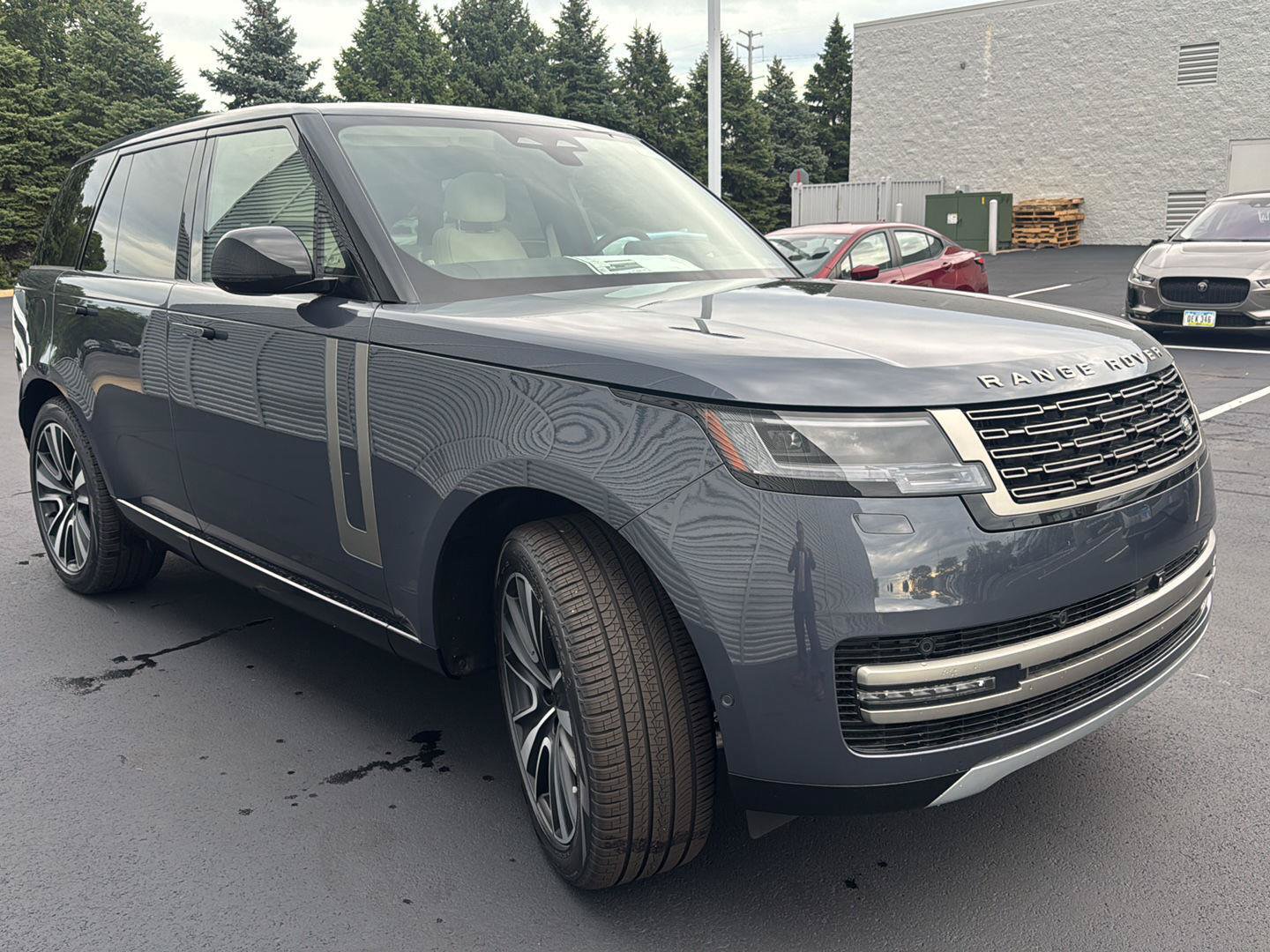 New 2026 Land Rover Range Rover SE AWD/4WD image 6