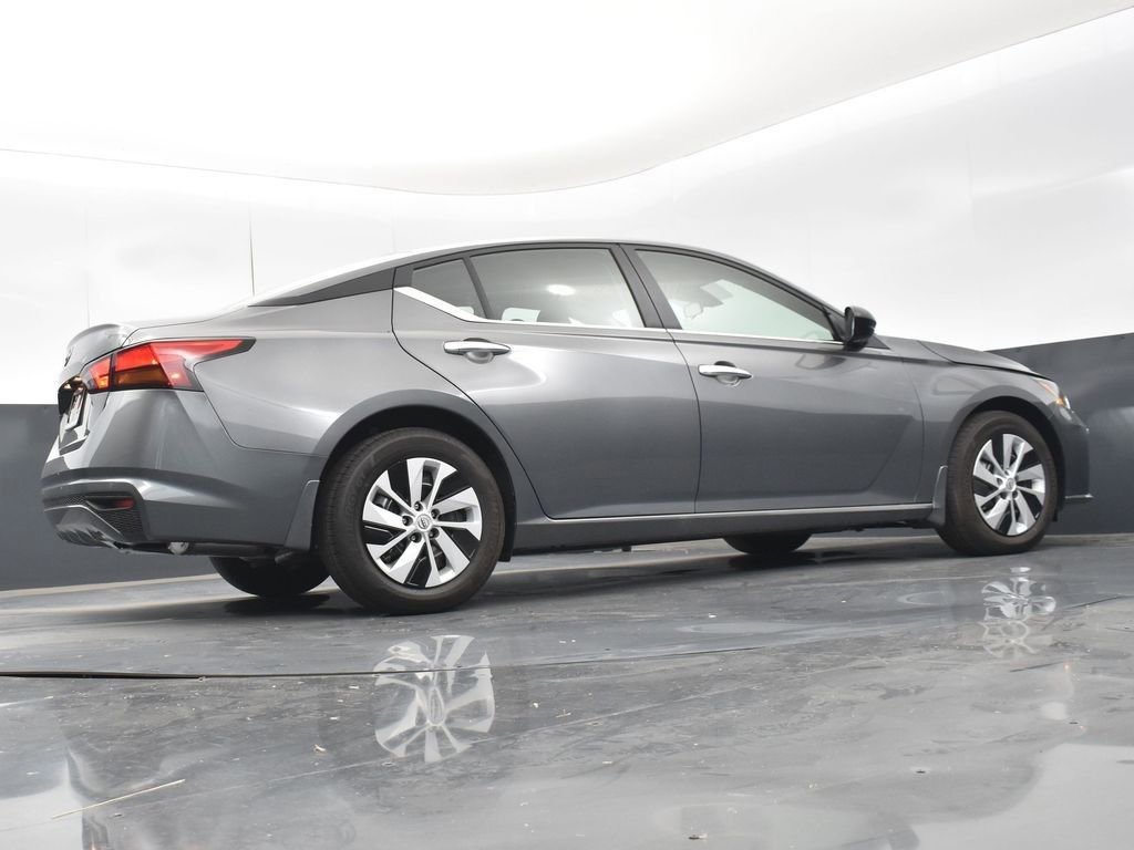 New 2025 Nissan Altima 2.5 S image 41