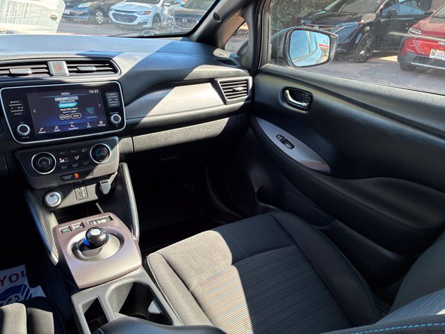 Used 2025 Nissan Leaf S FWD image 25