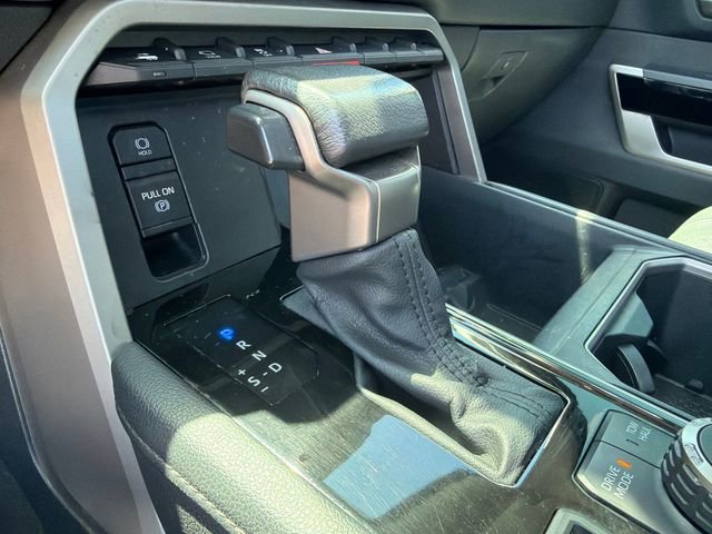 Used 2022 Toyota Tundra Limited AWD/4WD image 31