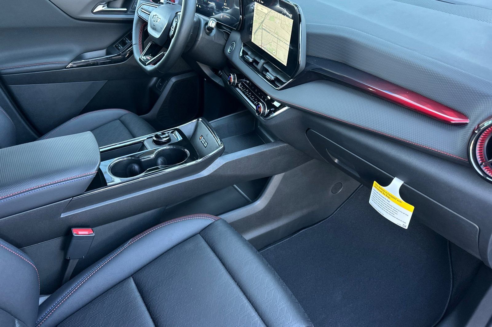 New 2026 Chevrolet Equinox RS w/ Convenience Package III FWD image 16