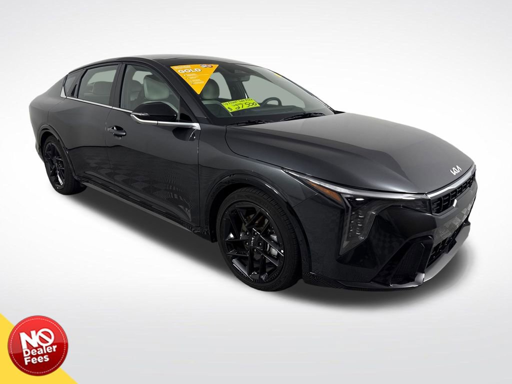 Used 2025 Kia K4 GT-Line Turbo FWD image 1