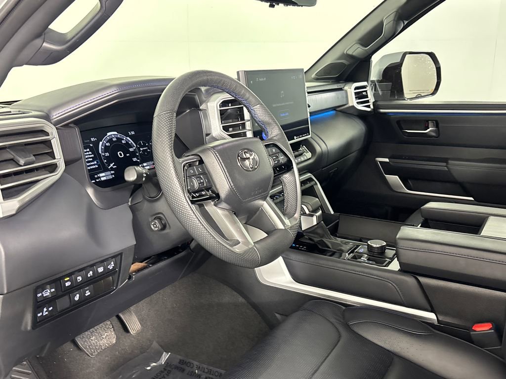 Used 2023 Toyota Sequoia Platinum image 7