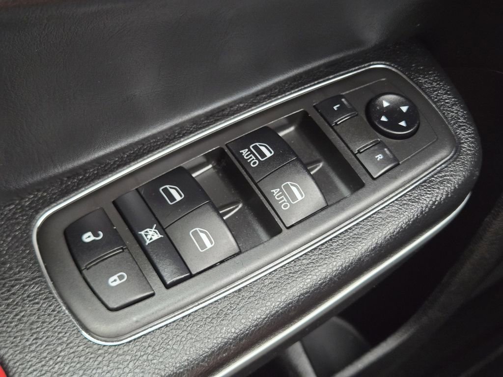 Used 2021 Chrysler 300 S w/ S Model Appearance Package image 23