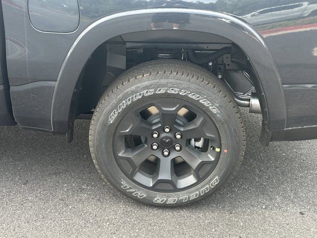 New 2026 RAM 1500 4x4 Crew Cab image 18