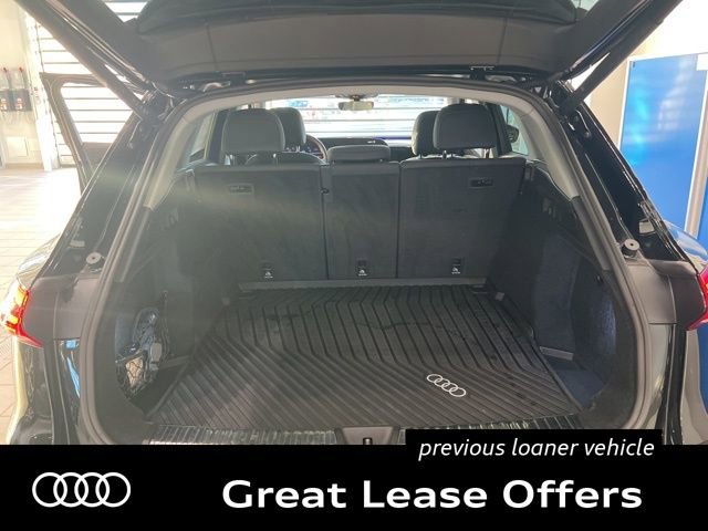 Certified 2025 Audi Q5 Premium w/ Convenience Package AWD/4WD image 17