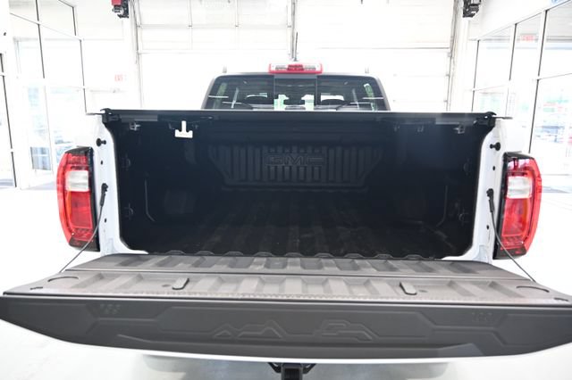 New 2026 GMC Canyon AT4 w/ Technology Plus Package AWD/4WD image 7