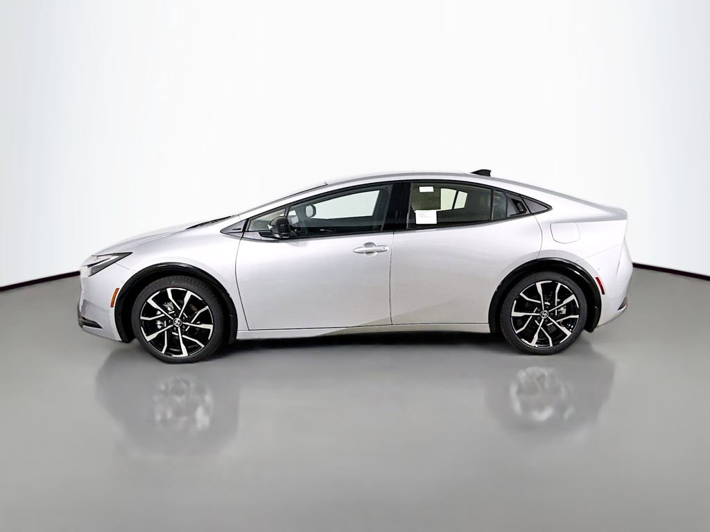 New 2026 Toyota Prius Plug-In Hybrid w/ Limited Premium Package FWD image 4