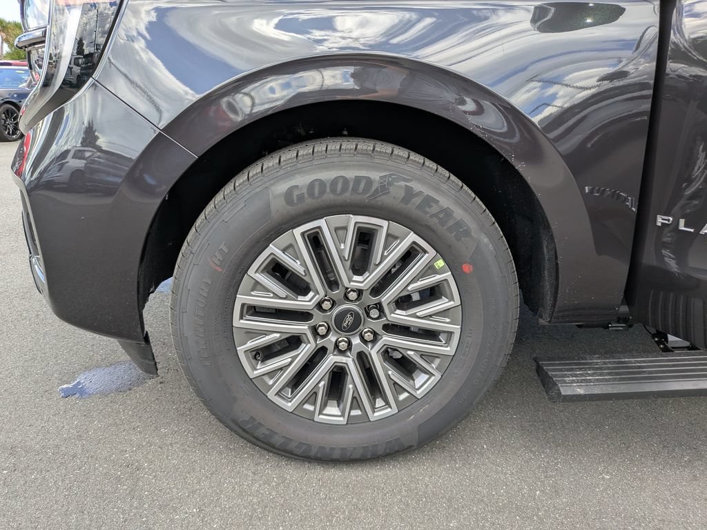 New 2027 Ford Expedition Max Platinum w/ Driver's Package AWD/4WD image 31