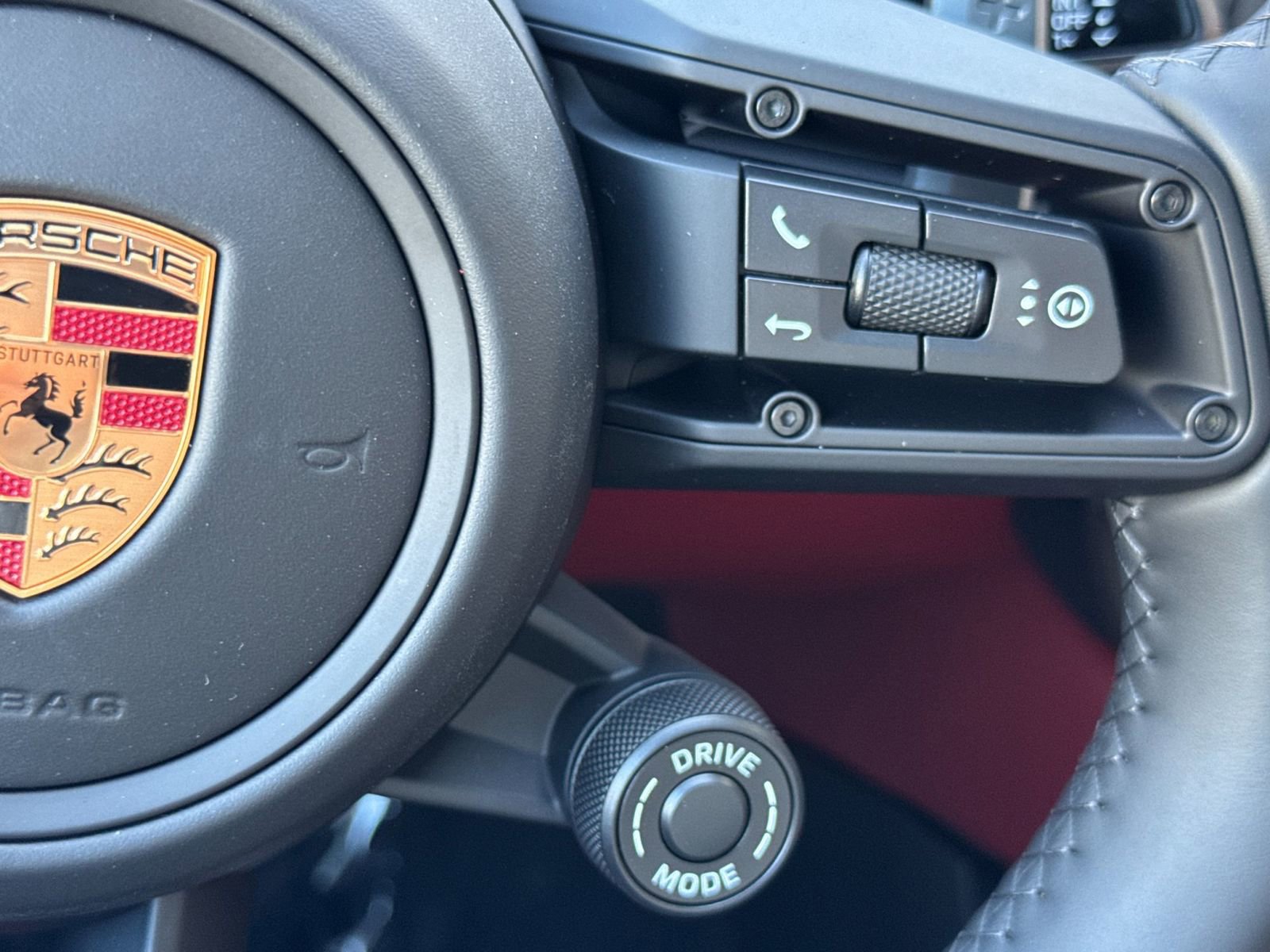 New 2026 Porsche Cayenne S image 30