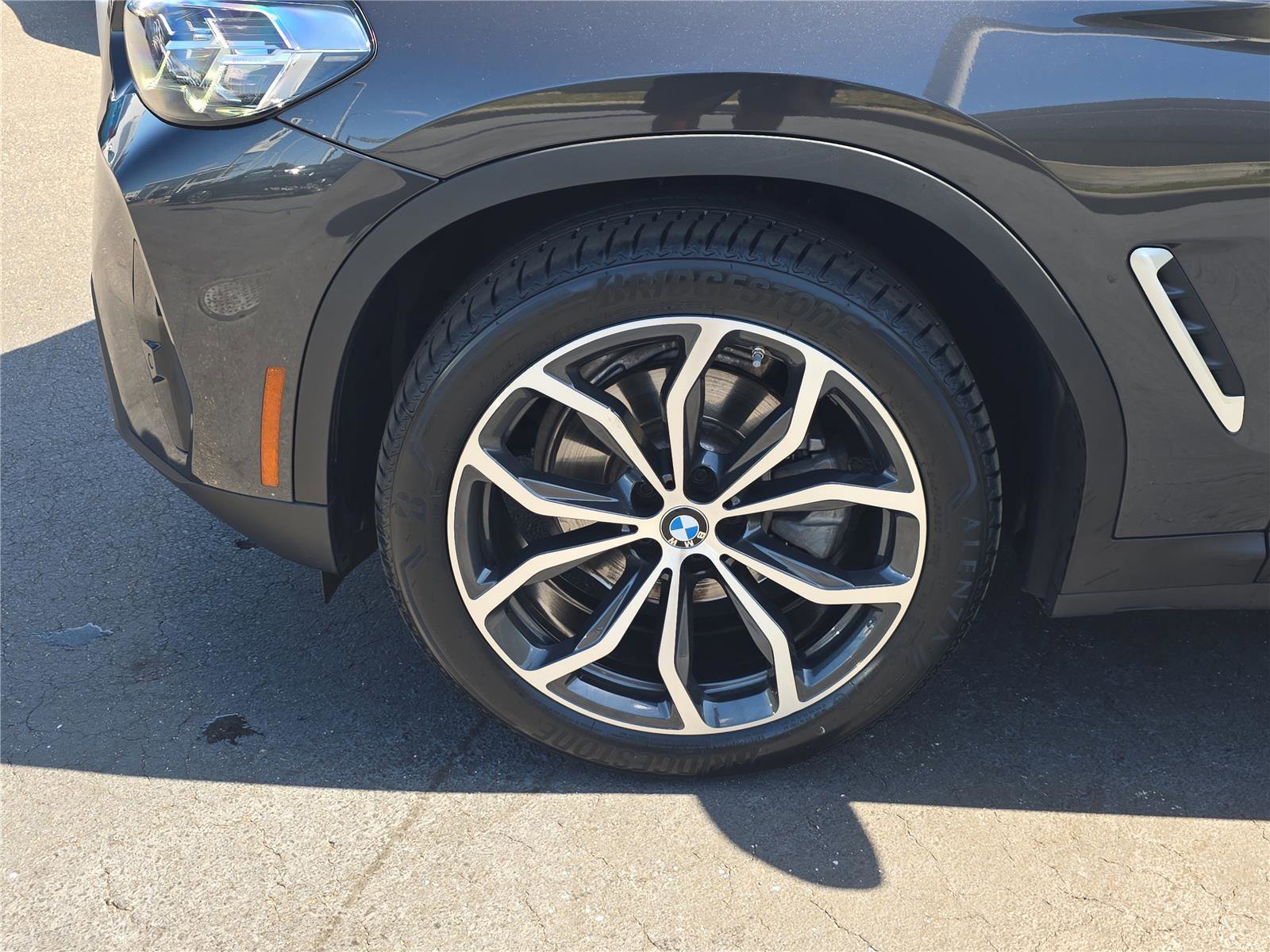 Used 2023 BMW X4 xDrive30i w/ Convenience Package image 7