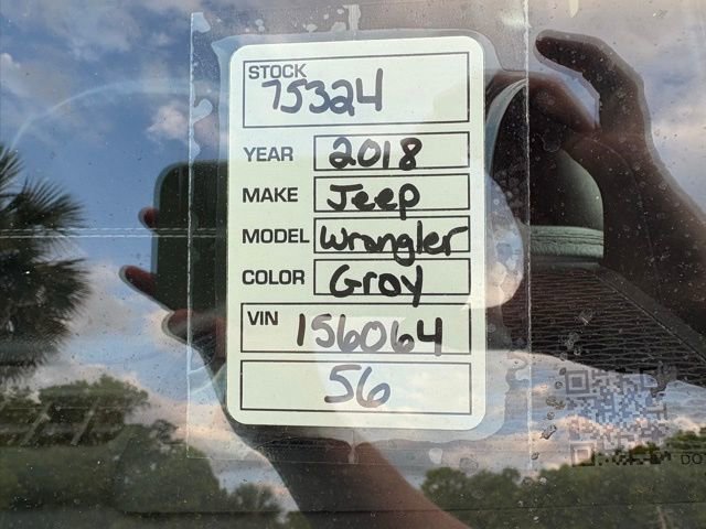 Used 2018 Jeep Wrangler Unlimited Sahara w/ LED Lighting Group AWD/4WD image 37
