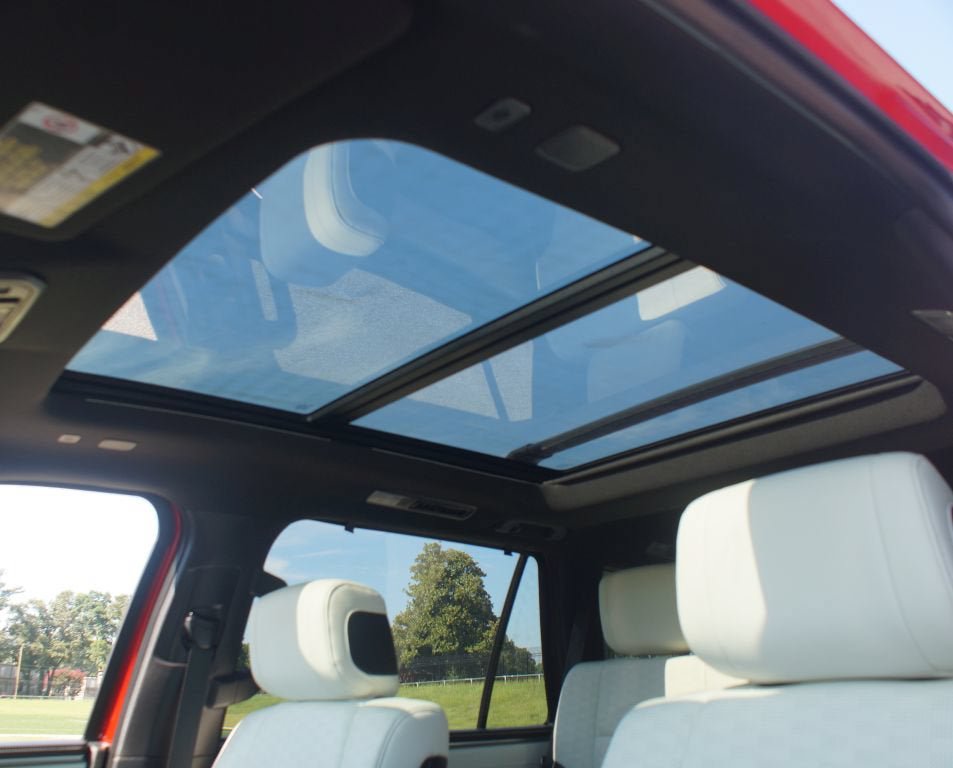Used 2025 Toyota Sequoia Capstone AWD/4WD image 6