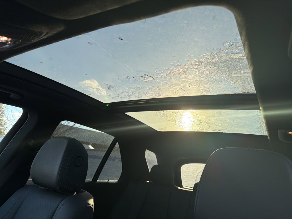 Used 2025 Mercedes-Benz GLE 350 4MATIC image 11