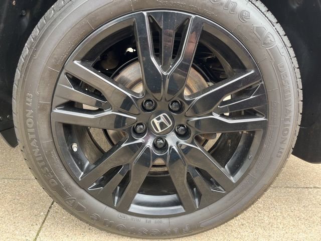 Used 2022 Honda Pilot Black Edition image 27