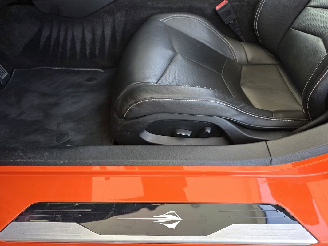 Used 2020 Chevrolet Corvette Stingray Coupe w/ Z51 Performance Package image 20